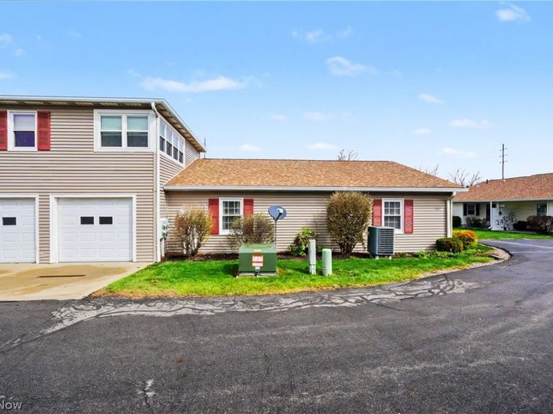 934 Canterbury Lane, Salem, OH 44460 Photo 29