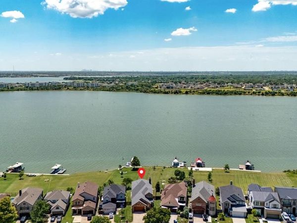 2313 Windjammer Way, Rowlett, TX 75088