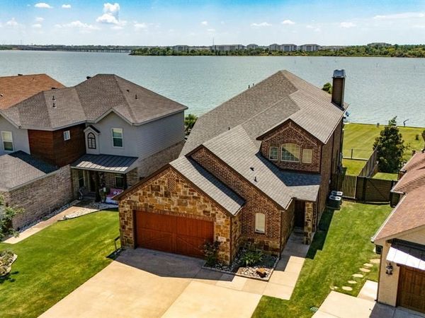 2313 Windjammer Way, Rowlett, TX 75088