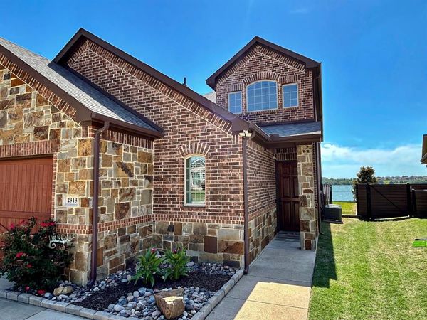 2313 Windjammer Way, Rowlett, TX 75088