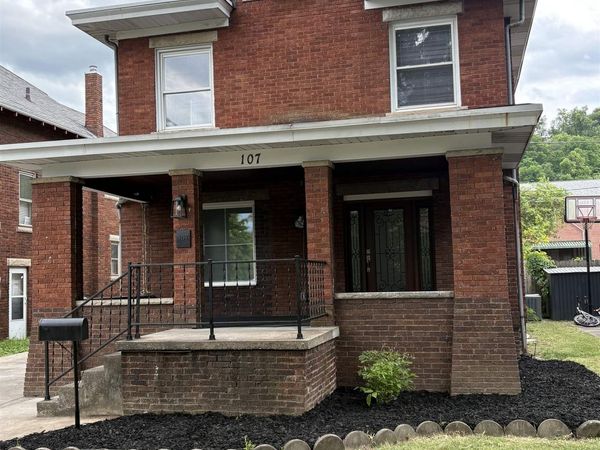 107 W 11th Ave, Huntington, WV 25504