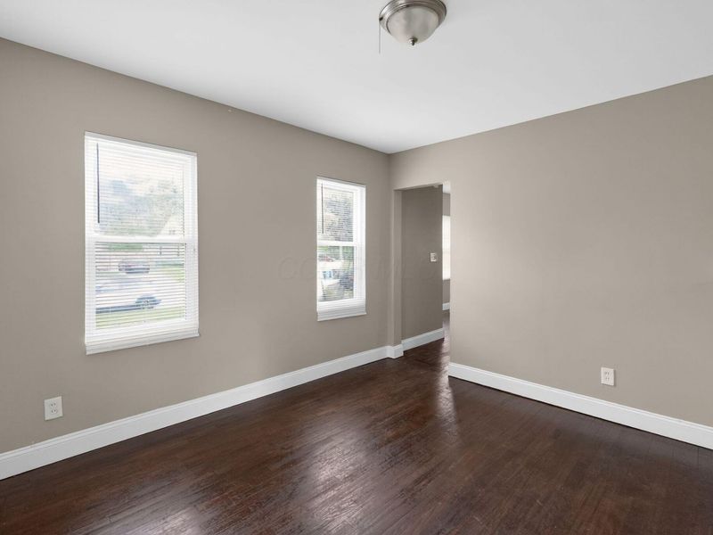 2181 Middlehurst Drive , Columbus, OH 43219 Photo 13