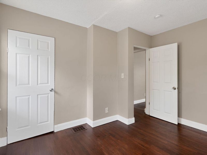 2181 Middlehurst Drive , Columbus, OH 43219 Photo 19