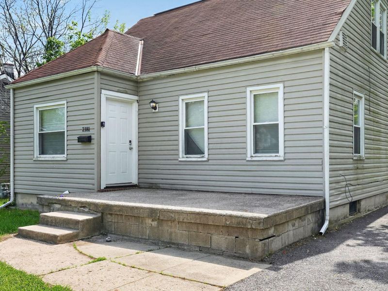 2181 Middlehurst Drive , Columbus, OH 43219 Photo 3
