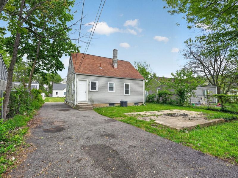 2181 Middlehurst Drive , Columbus, OH 43219 Photo 4