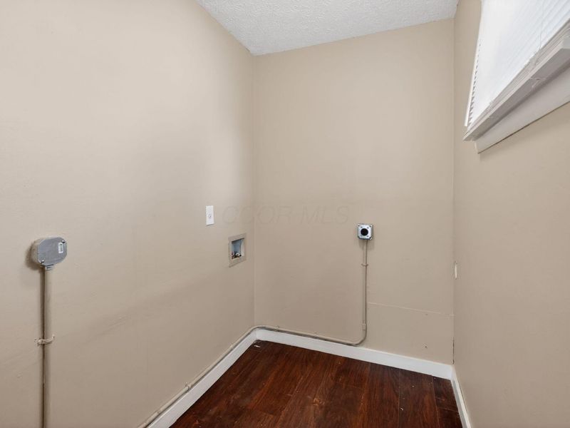 2446 Kitchner Drive, Columbus, OH 43207 Photo 30