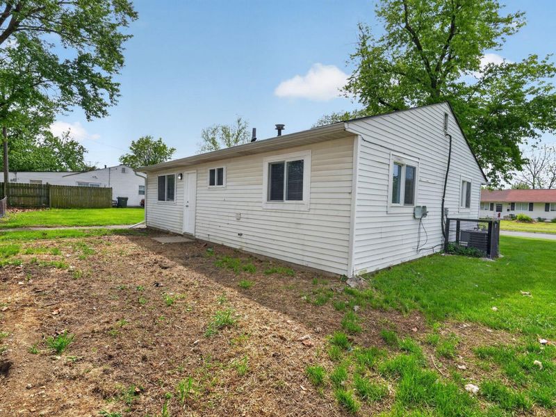2446 Kitchner Drive, Columbus, OH 43207 Photo 5