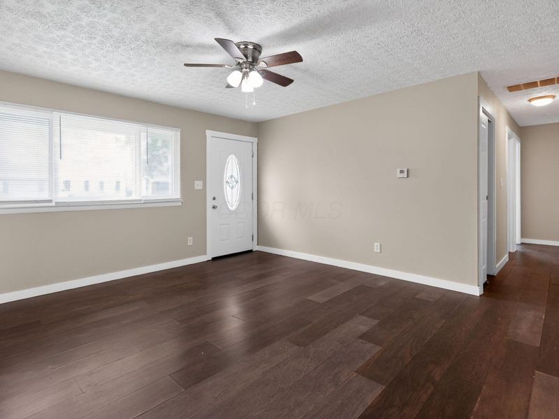 2446 Kitchner Drive, Columbus, OH 43207 Photo 8