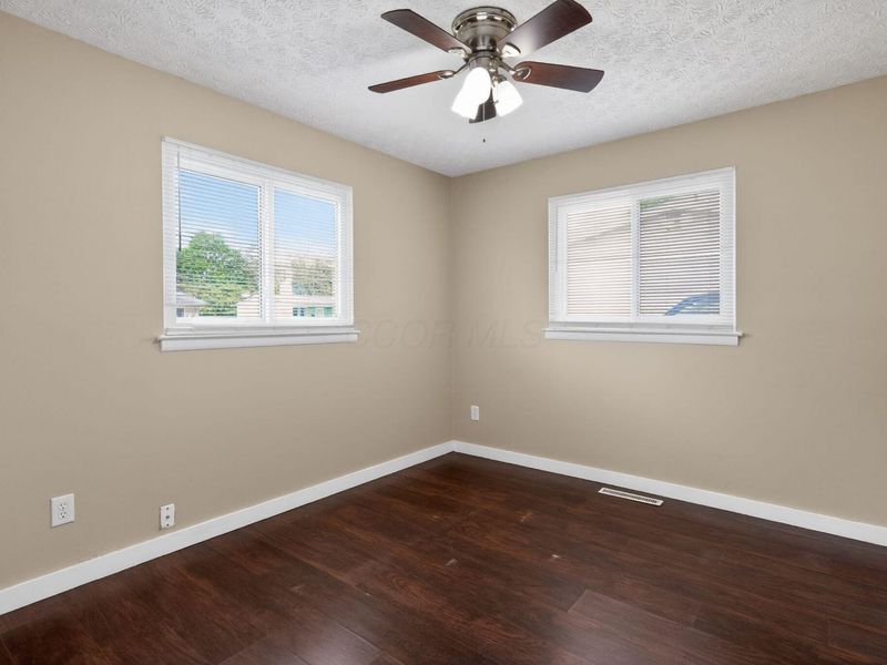2446 Kitchner Drive, Columbus, OH 43207 Photo 9