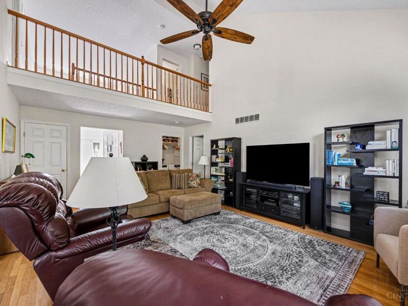 6212 Turning Leaf Way, Maineville, OH 45039 Photo 13