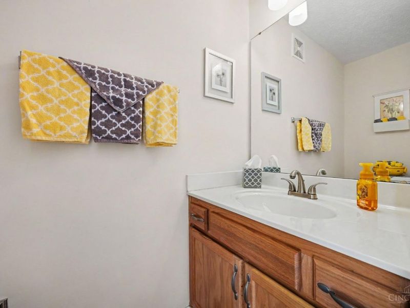 6212 Turning Leaf Way, Maineville, OH 45039 Photo 22