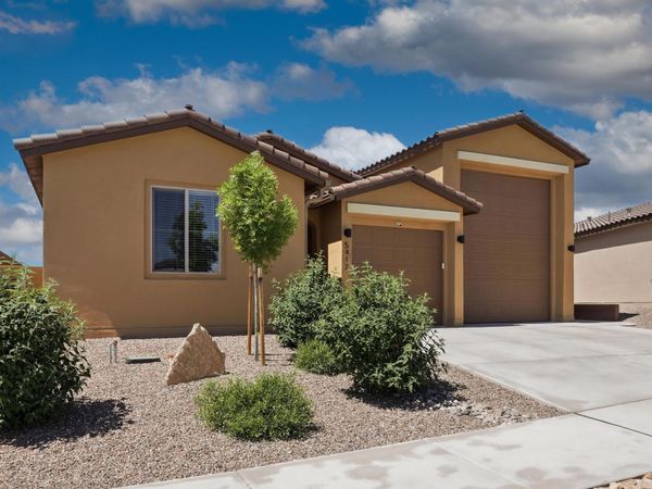 5417 Redtop Street NE, Rio Rancho, NM 87144
