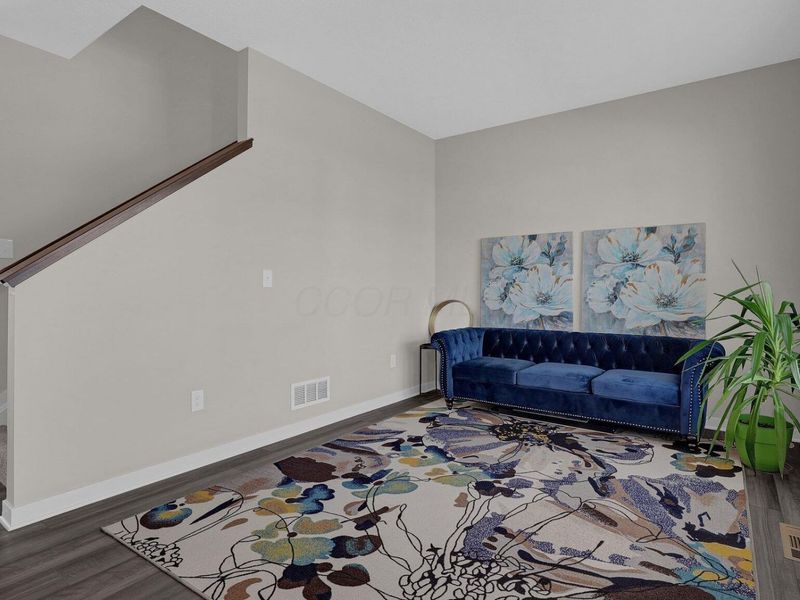 8145 Rhoderick Circle , Reynoldsburg, OH 43068 Photo 8