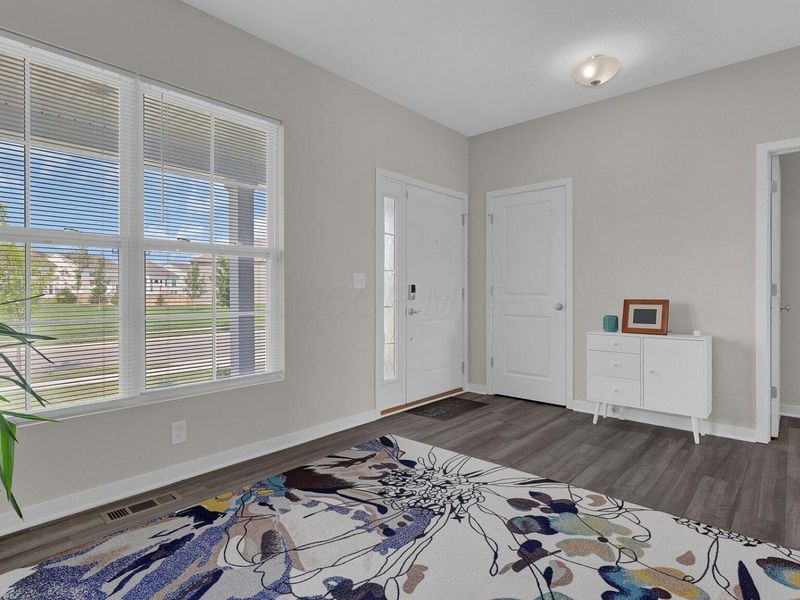 8145 Rhoderick Circle , Reynoldsburg, OH 43068 Photo 9