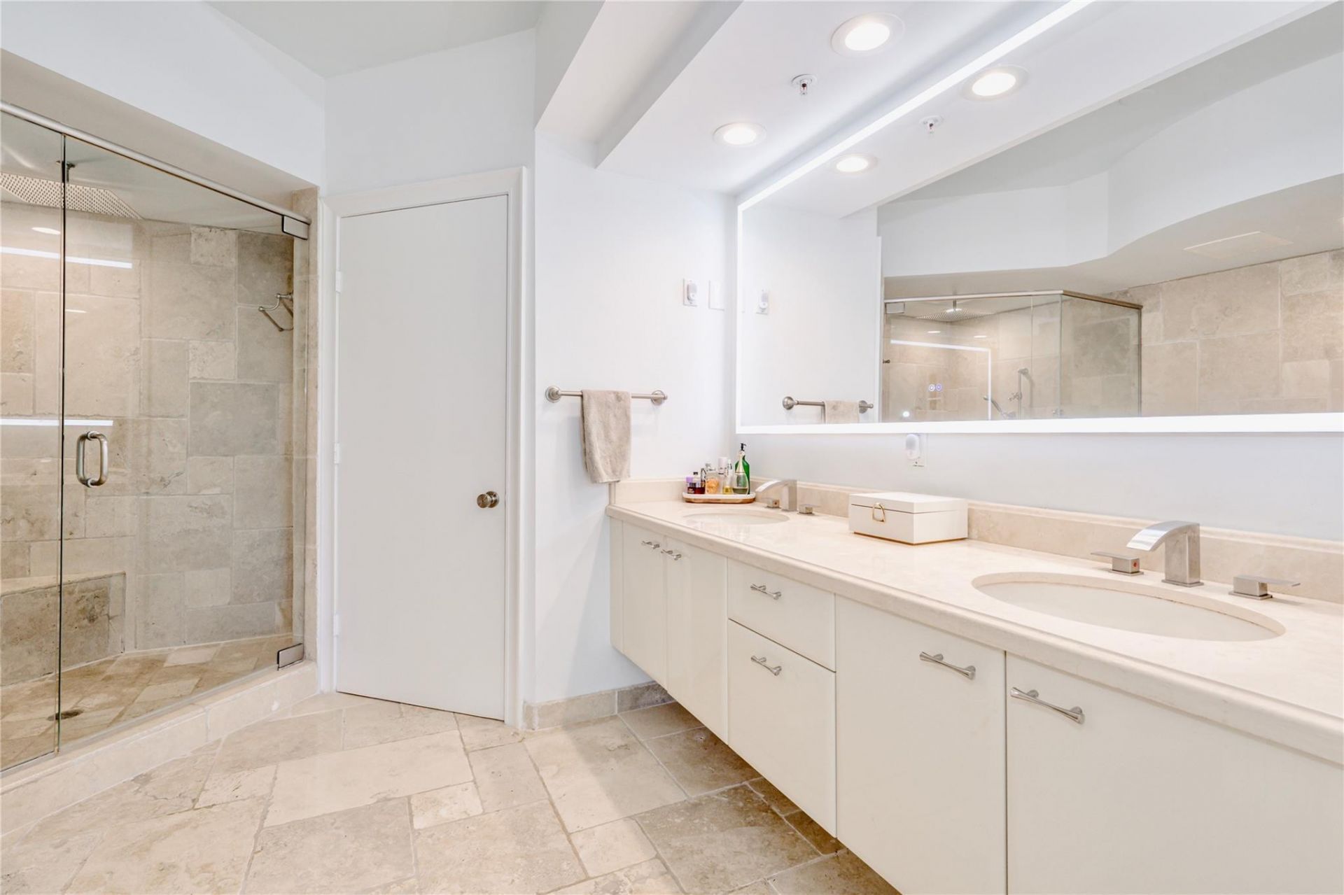 333 Las Olas Way, Unit 404, Fort Lauderdale, FL 33301 Photo