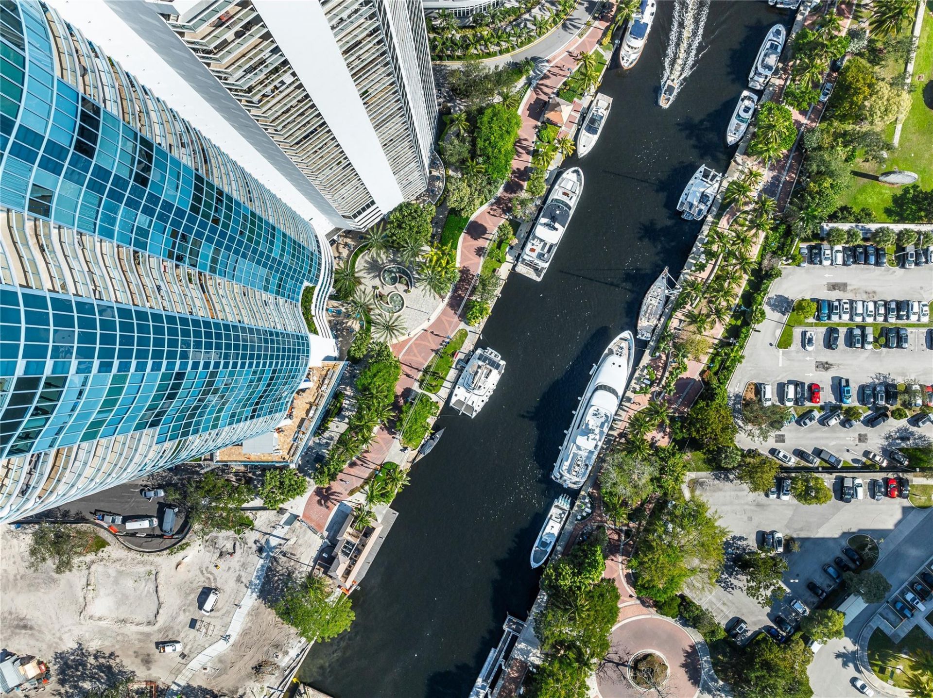 333 Las Olas Way, Unit 404, Fort Lauderdale, FL 33301 Photo