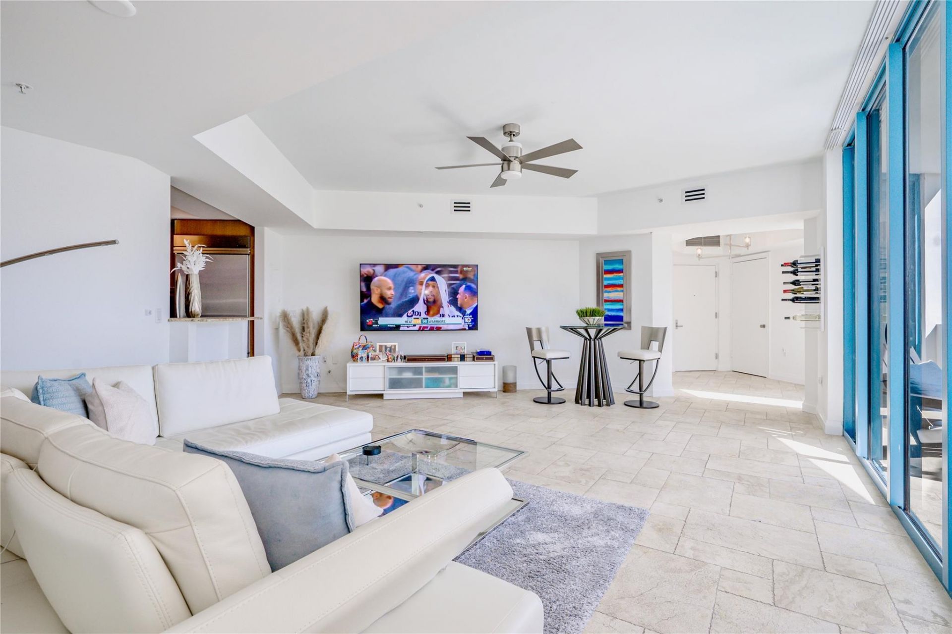 333 Las Olas Way, Unit 404, Fort Lauderdale, FL 33301 Photo