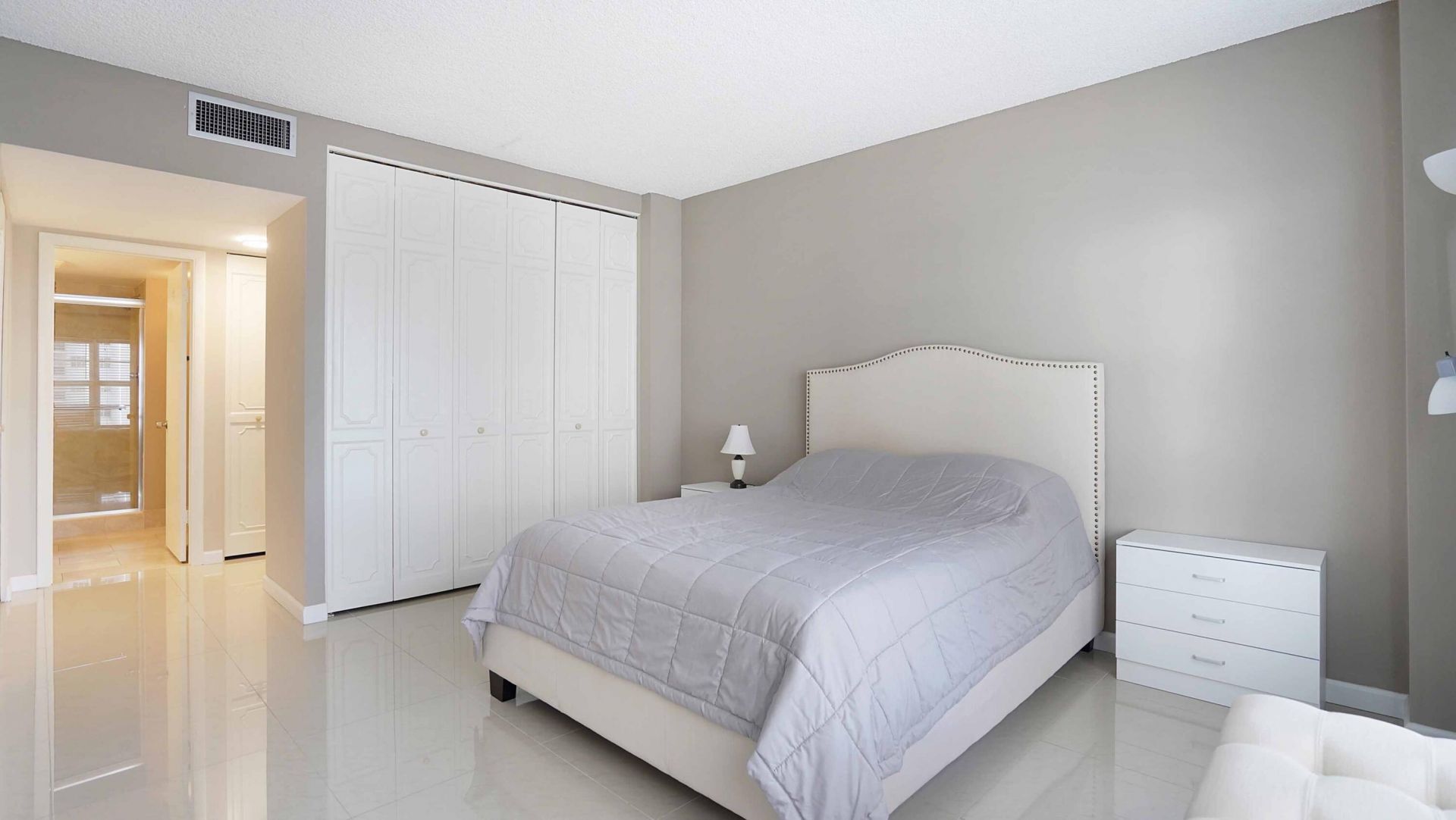 3550 Galt Ocean Drive, Unit 609, Fort Lauderdale, FL 33308 Photo