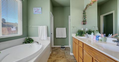 1690 Barrington Dr, Yuba City, CA 95993 Photo