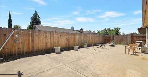 1690 Barrington Dr, Yuba City, CA 95993 Photo