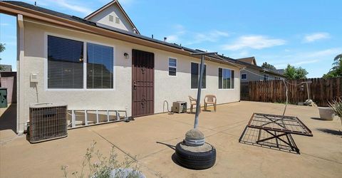 1690 Barrington Dr, Yuba City, CA 95993 Photo
