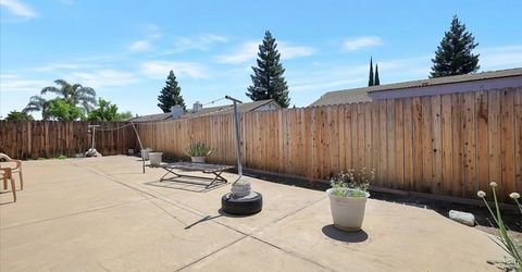 1690 Barrington Dr, Yuba City, CA 95993 Photo