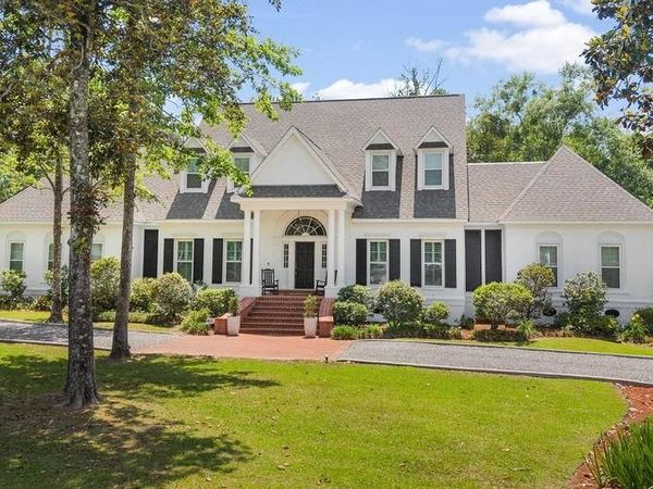 111 MAPLE RIDGE Way , Covington, LA 70433