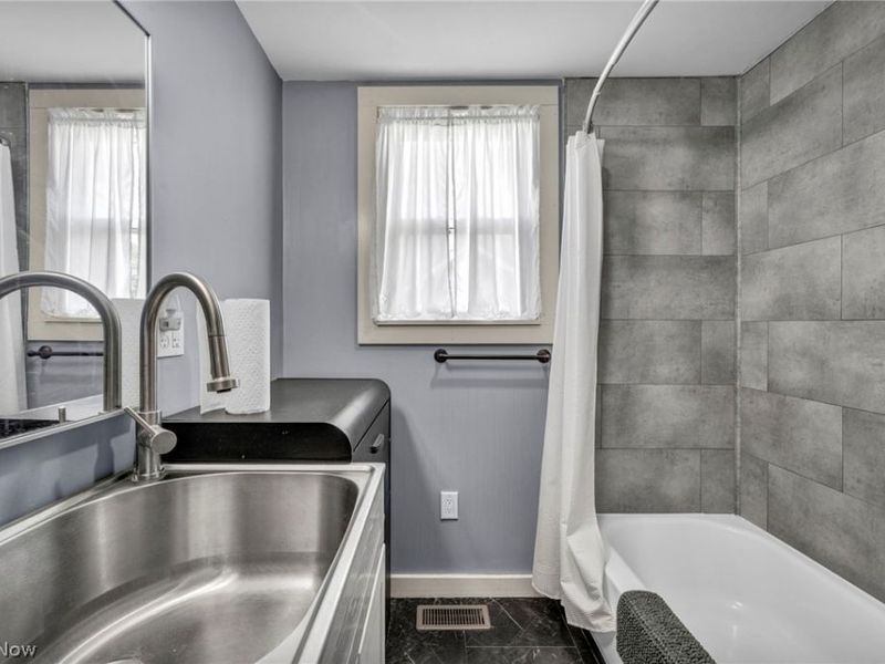 145 S 7th Street, Zanesville, OH 43701 Photo 21