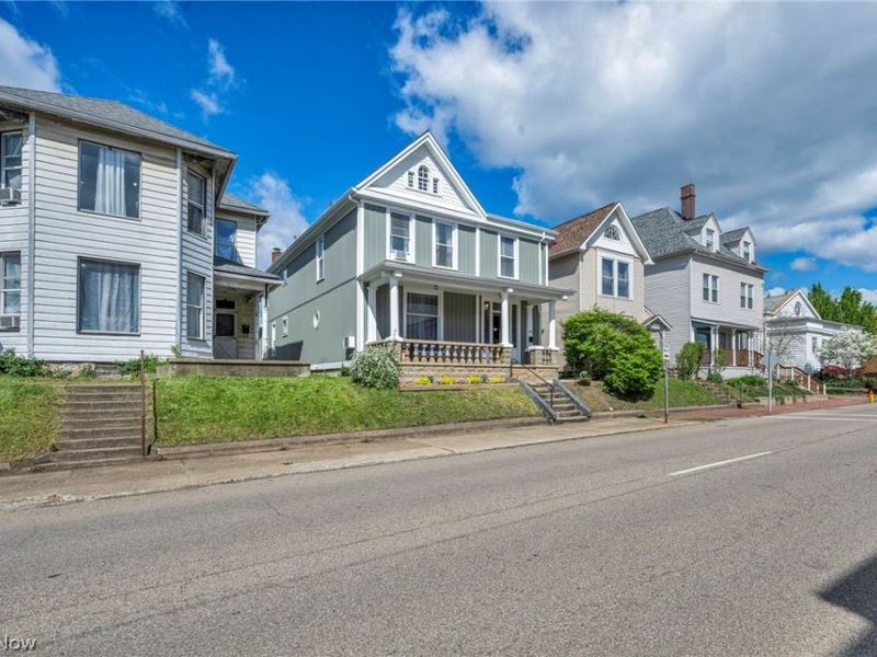 145 S 7th Street, Zanesville, OH 43701 Photo 3