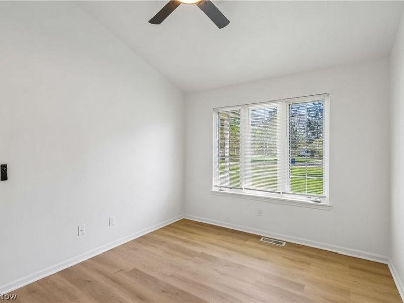 710 Erie Road, Eastlake, OH 44095 Photo 20