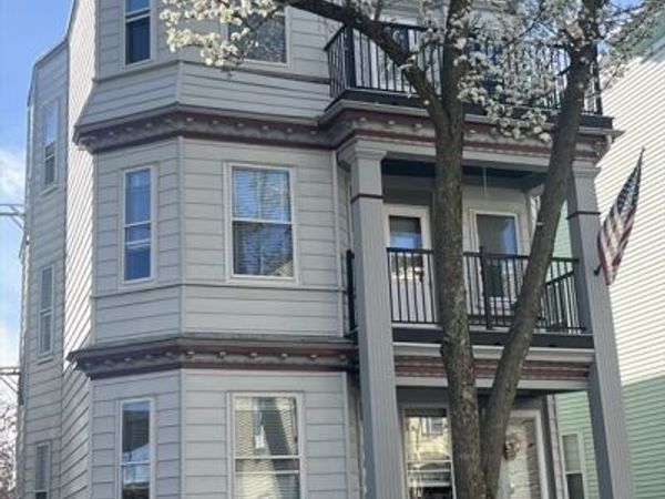 10 Antrim St, Unit 2, Boston, MA 02128