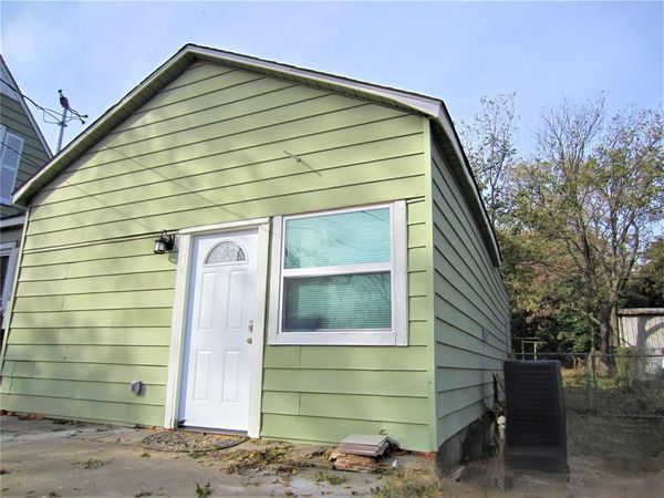 1420 Knight Street, Unit 100, Denton, TX 76205
