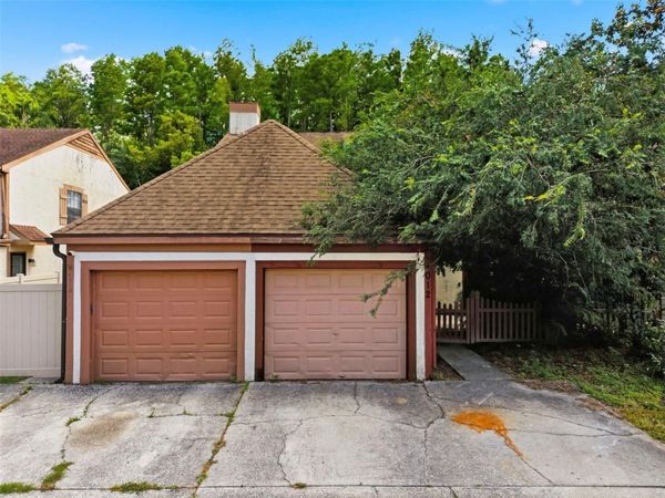 4012 HUXFORD COURT , TAMPA, FL 33624