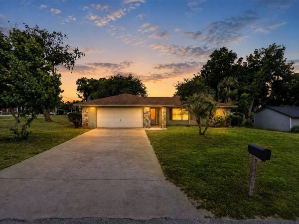 401 W SUMTER STREET, MINNEOLA, FL 34715