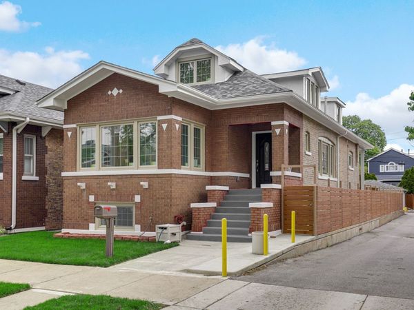 4915 N Kostner Avenue , Chicago, IL 60630