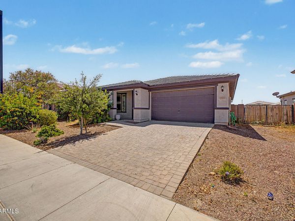 18161 W RAYMOND Street, Goodyear, AZ 85338