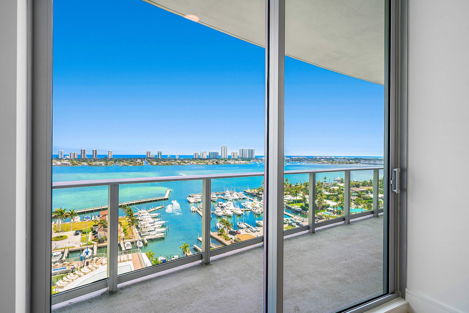 220 Lake Shore Drive, Unit 1508, Lake Park, FL 33403 Photo