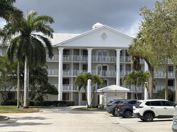 2561 Village Boulevard, West Palm Beach, FL 33409