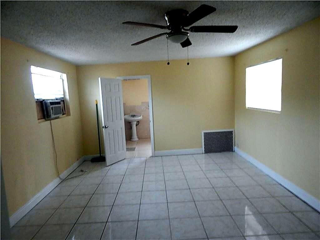 3640 NW 39th Street, Lauderdale Lakes, FL 33309 Photo