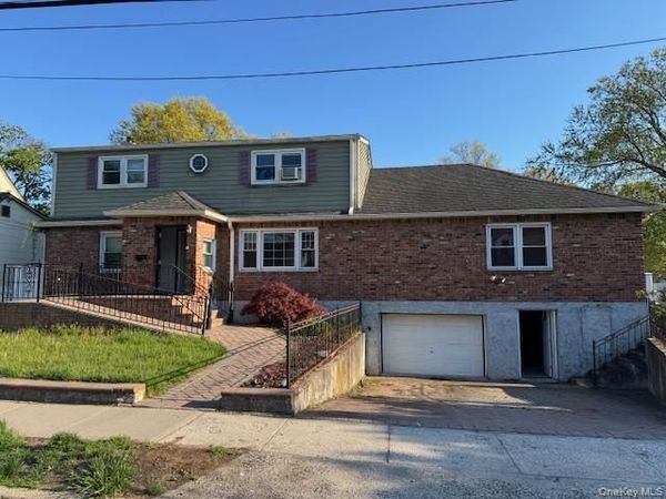 501 Lafayette Avenue , Rockville Centre, NY 11570