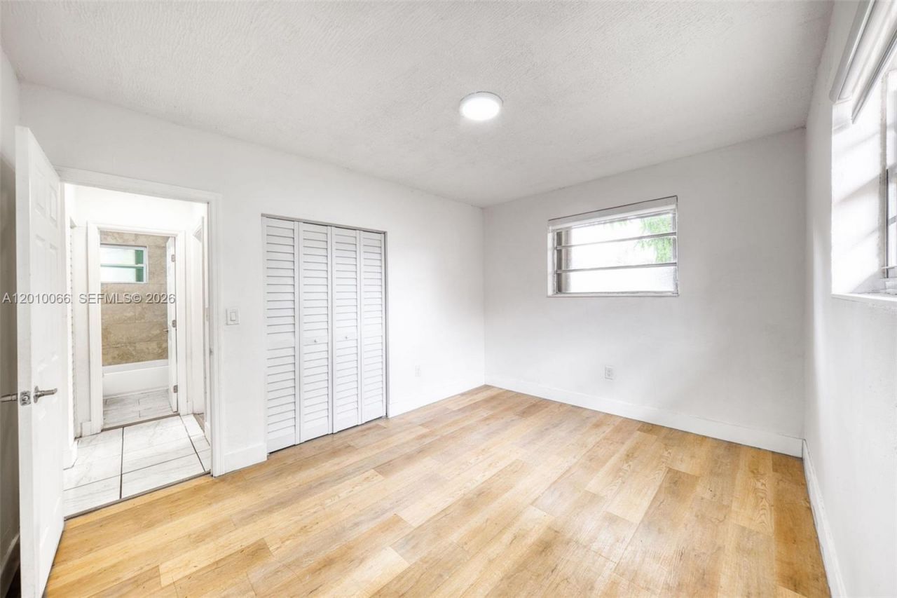1535 NW 53rd St , Unit 1535, Miami, FL 33142 Photo