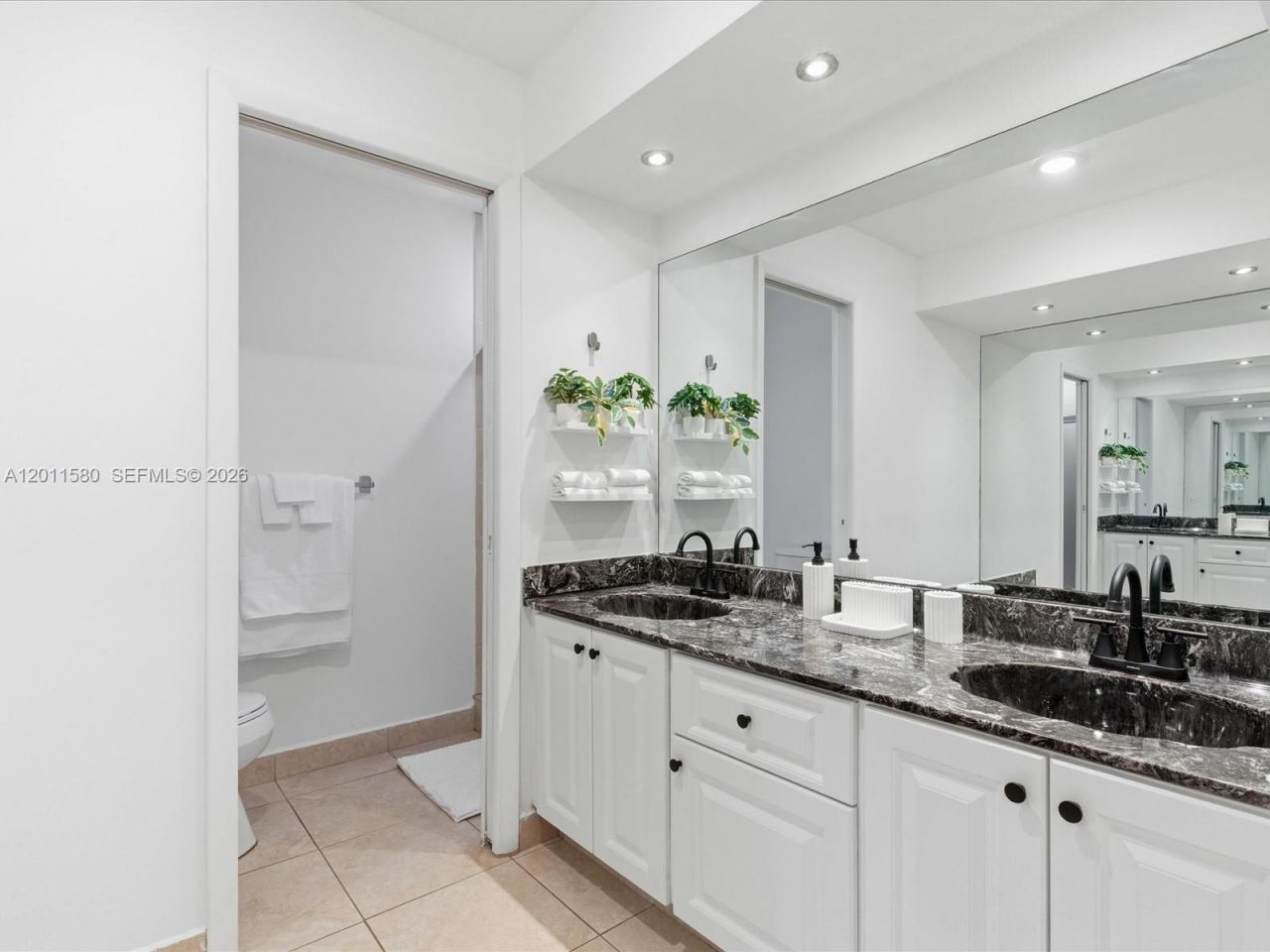 110 Dunwoody Ln, Unit 16-88, Hollywood, FL 33021 Photo