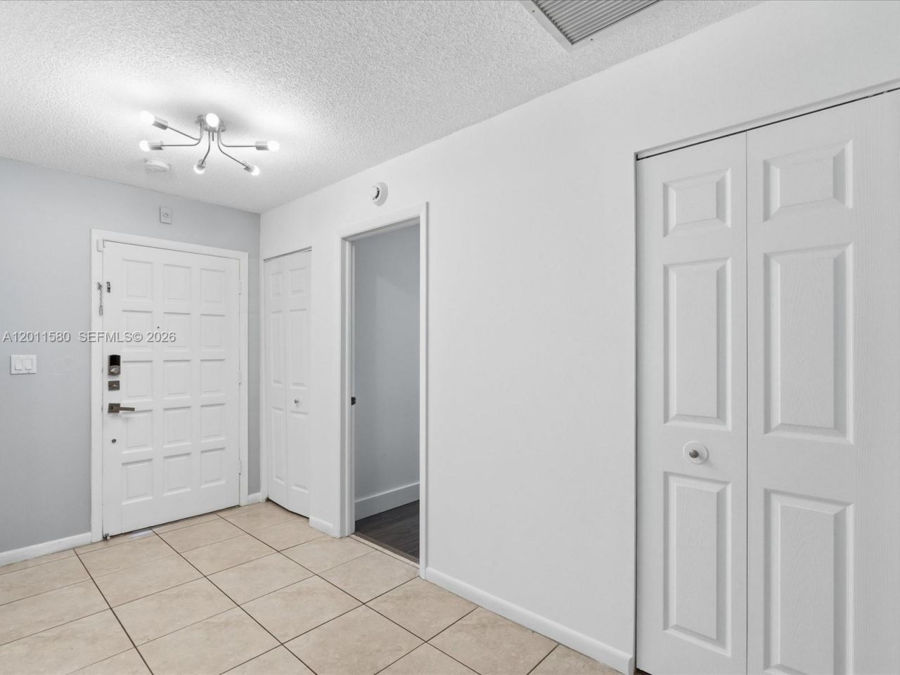 110 Dunwoody Ln, Unit 16-88, Hollywood, FL 33021 Photo