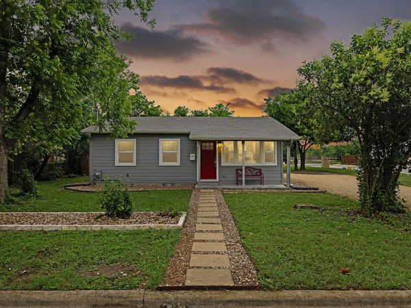606 E 19th ST, Georgetown, TX 78626