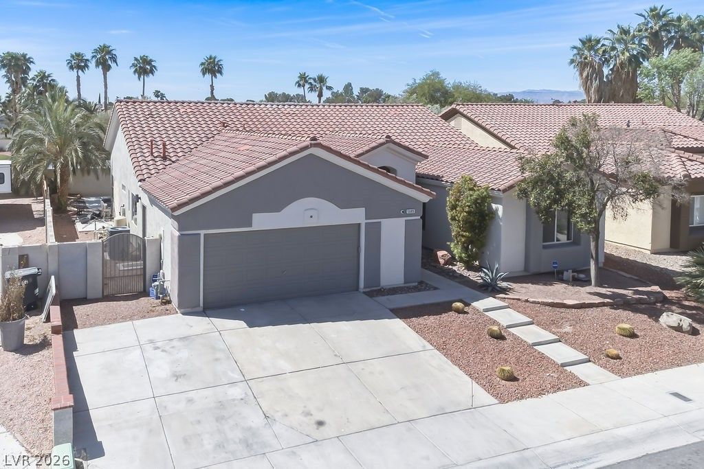 5605 Tropical Toucan Avenue, Las Vegas, NV 89130 Main Photo