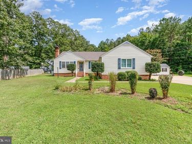 5212 FARMCREST CIRCLE, PRINCE GEORGE, VA 23875