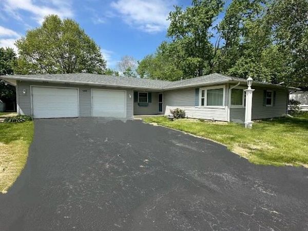 582 N 50 W , Valparaiso, IN 46385