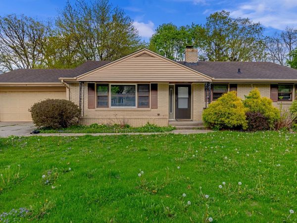 1303 Roncevalles Avenue , Rockford, IL 61107