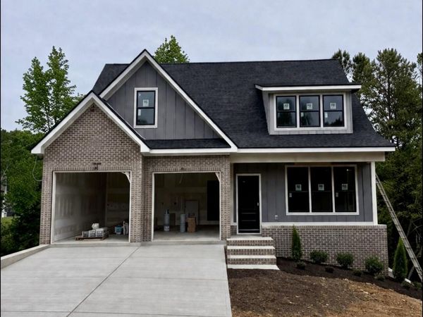 5678 Skylas Way, Ooltewah, TN 37363