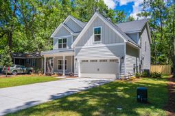 696 Eagle Street photo 4